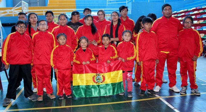 Escuela Wai Nei Chuan de Bolivia vino con 17 competidores.