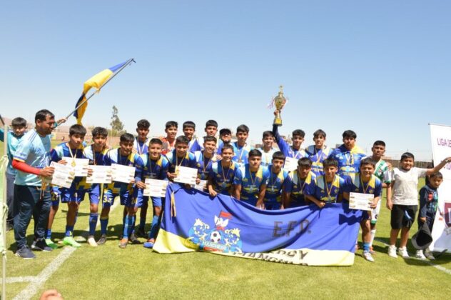 ganadores. Percy Manchego, FBC Melgar y Deportivo Bentín se consagraron campeones en sus respectivas categorías.