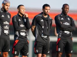 Jugadores de la selección nacional están súper motivados. Es muy posible que Luis Advíncula esté en el equipo titular para el partido de mañana ante Brasil.